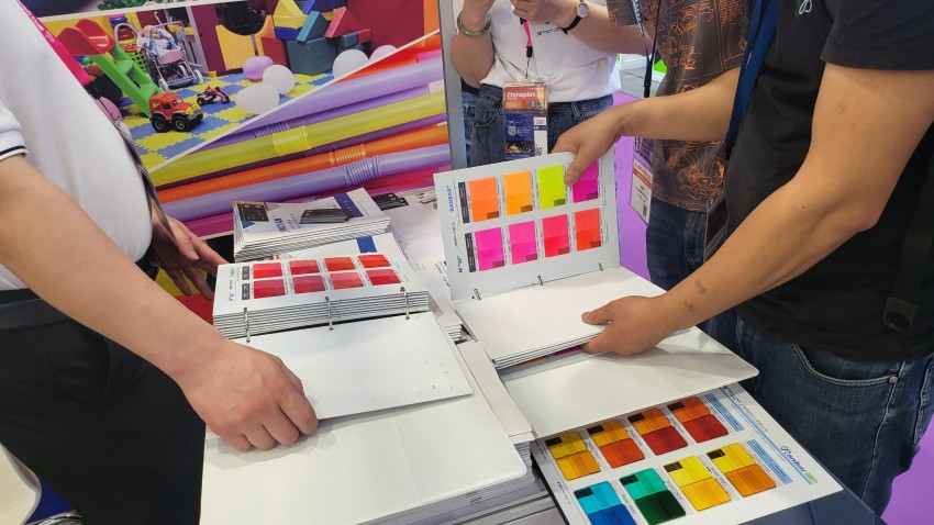 精颜化工颜料色卡