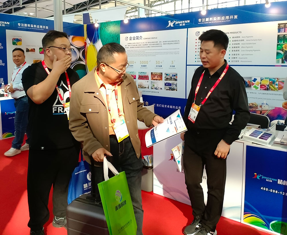 给客户提供我们的产品手册